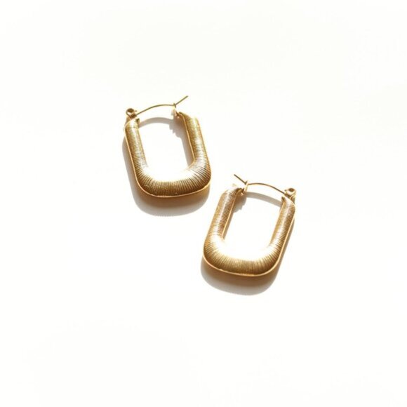 14K Gold Filled Hoop Earrings - Picture 3 of 4